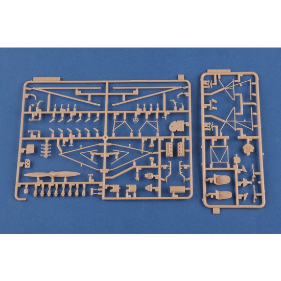 1/35 Fieseler Fi-156 C-3/TROP Storch 1/35 Fieseler Fi-156 C-3/TROP Storch
