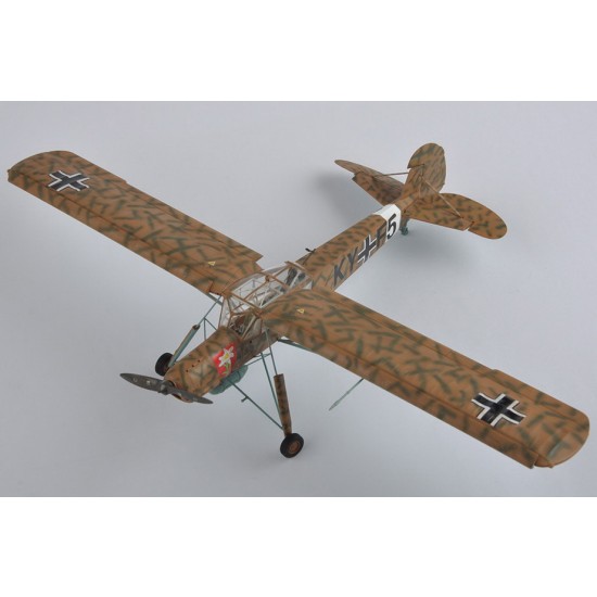 1/35 Fieseler Fi-156 C-3/TROP Storch 1/35 Fieseler Fi-156 C-3/TROP Storch