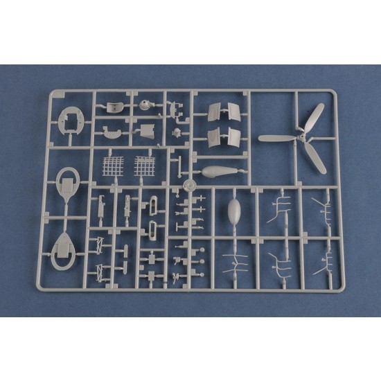 1/48 Vought F4U-1D Corsair 1/48 Vought F4U-1D Corsair