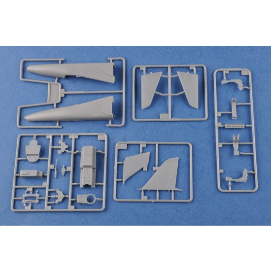 1/48 BAe Hawk T Mk.100/102 1/48 BAe Hawk T Mk.100/102