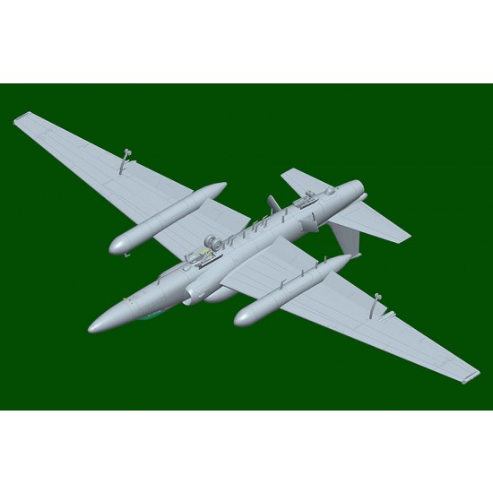 1/48 Lockheed U-2R Dragon Lady Senior Span 1/48 Lockheed U-2R Dragon Lady Senior Span