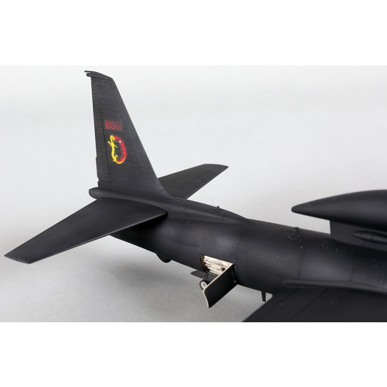 1/48 Lockheed U-2R Dragon Lady Senior Span 1/48 Lockheed U-2R Dragon Lady Senior Span