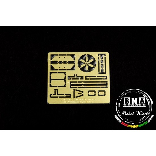 1/35 US M3A1 White Scout Car, Early Production 1/35 US M3A1 White Scout Car, Early Production
