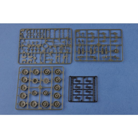 1/35 Leopard 2A4M CAN 1/35 Leopard 2A4M CAN
