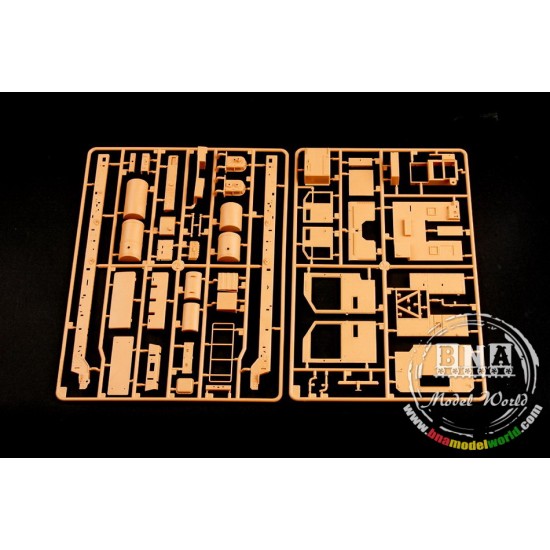 1/35 M1070 Truck Tractor & M1000 Heavy Equipment Transporter Semi-trailer 1/35 M1070 Truck Tractor & M1000 Heavy Equipment Transporter Semi-trailer