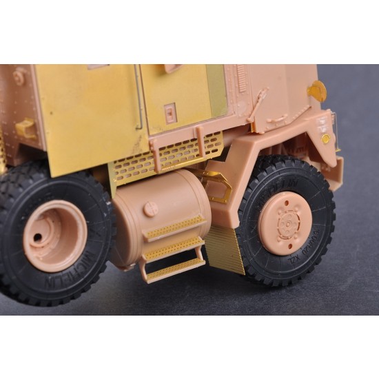1/35 M1070 Gun Truck 1/35 M1070 Gun Truck
