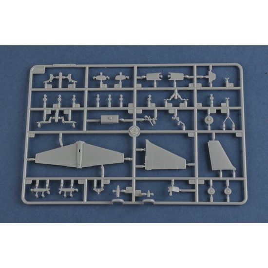1/72 Lockheed U-2C Dragon Lady 1/72 Lockheed U-2C Dragon Lady