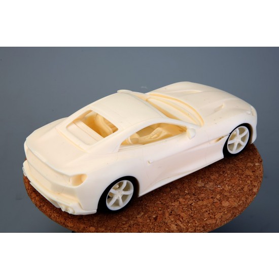 1/24 Ferrari Portofino (resin kit) 1/24 Ferrari Portofino (resin kit)