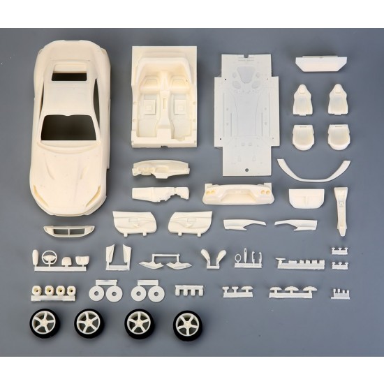 1/24 Ferrari Portofino (resin kit) 1/24 Ferrari Portofino (resin kit)