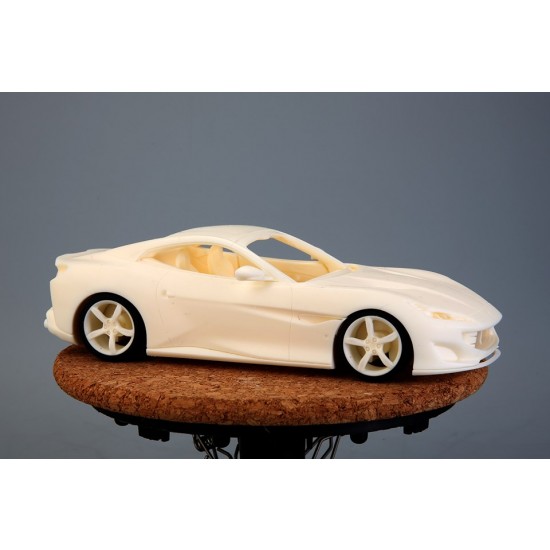 1/24 Ferrari Portofino (resin kit) 1/24 Ferrari Portofino (resin kit)