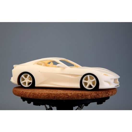 1/24 Ferrari Portofino (resin kit) 1/24 Ferrari Portofino (resin kit)