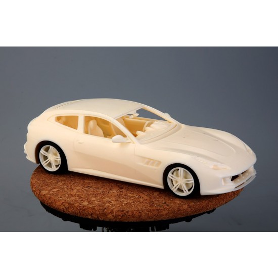 1/24 Ferrari GTC4 Lusso (resin kit) 1/24 Ferrari GTC4 Lusso (resin kit)