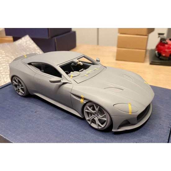 1/24 Aston Martin DBS Superleggera Sports Car 1/24 Aston Martin DBS Superleggera Sports Car