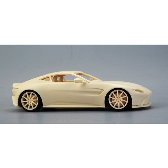 1/24 Aston Martin Vantage Car 1/24 Aston Martin Vantage Car
