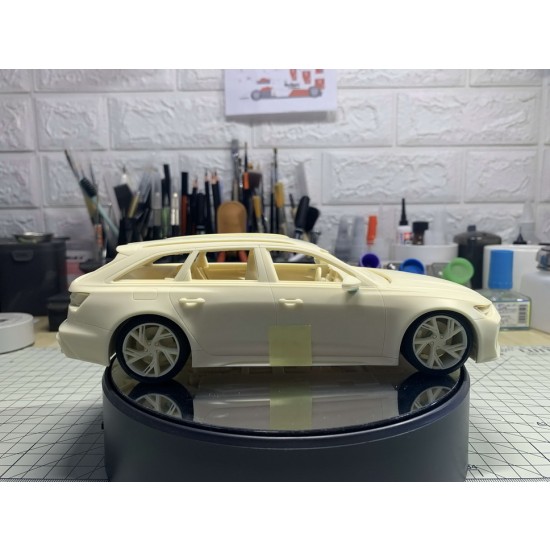 1/24 Audi RS6 Avant 1/24 Audi RS6 Avant