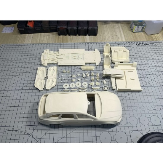 1/24 Audi RS6 Avant 1/24 Audi RS6 Avant