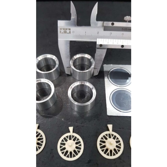1/24 18 RB Custom Wheels for Jdm Series (Resin + Metal + PE)