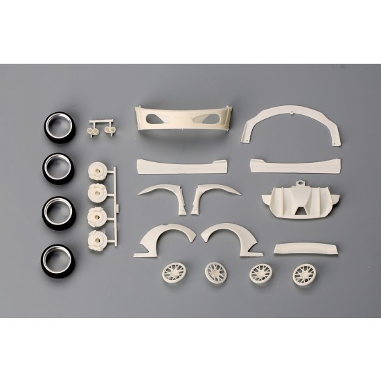 1/24 LB-Works Ferrari 430 Wide Body Set for Fujimi kit #F430 1/24 LB-Works Ferrari 430 Wide Body Set for Fujimi kit #F430