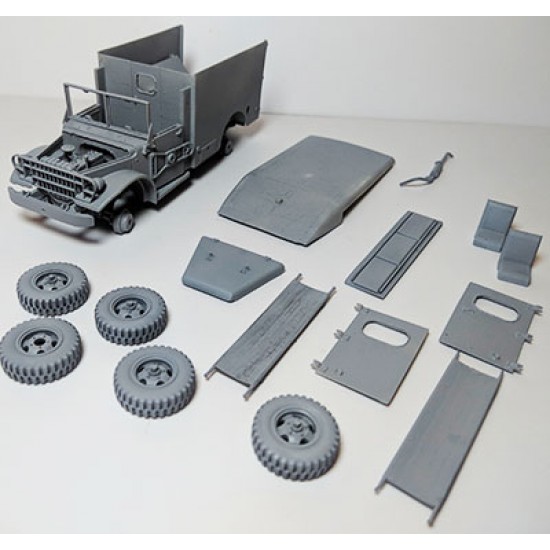 1/35 US Dodge M43 Abulance Full Resin kit 1/35 US Dodge M43 Abulance Full Resin kit