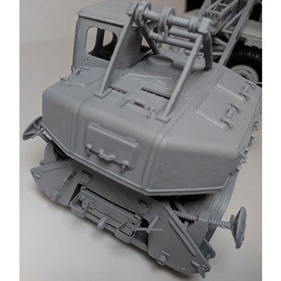 1/35 Ural 375D 8T210 Crane Conversion Set for Trumpeter kit 1/35 Ural 375D 8T210 Crane Conversion Set for Trumpeter kit