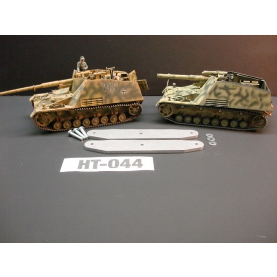 Track Links Tool for 1/35 PzKpfw.IV Nashorn/Hummel w/4 Return Rollers Track Links Tool for 1/35 PzKpfw.IV Nashorn/Hummel w/4 Return Rollers
