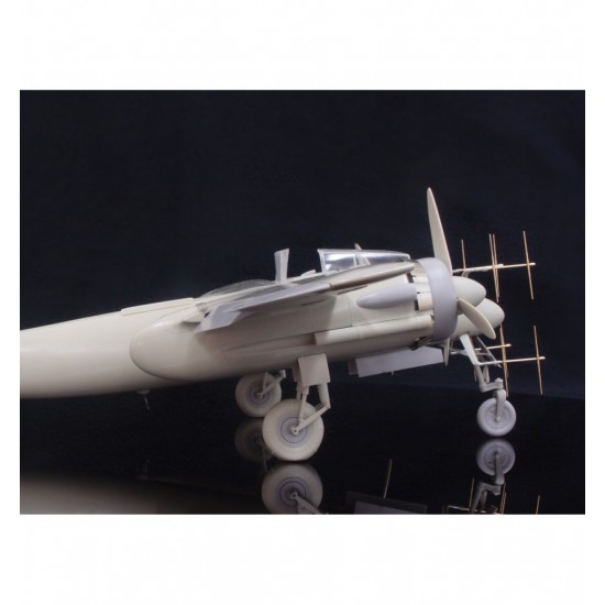1/32 Focke Wulf TA-154 Moskito 1/32 Focke Wulf TA-154 Moskito