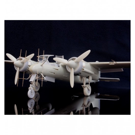 1/32 Focke Wulf TA-154 Moskito 1/32 Focke Wulf TA-154 Moskito