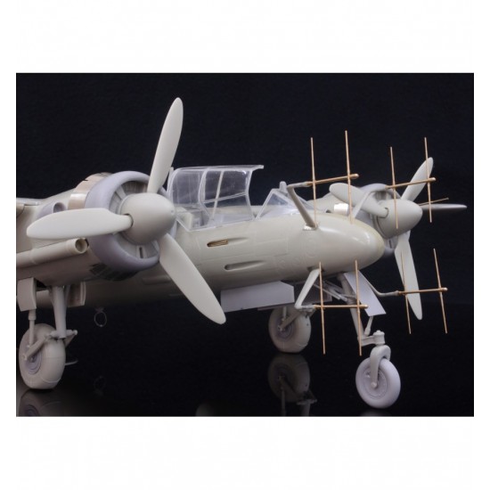 1/32 Focke Wulf TA-154 Moskito 1/32 Focke Wulf TA-154 Moskito