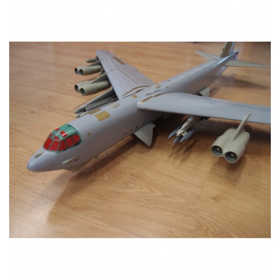 1/48 Boeing B-52H Stratofortress 1/48 Boeing B-52H Stratofortress