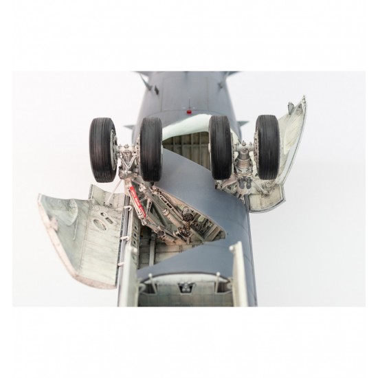 1/48 Boeing B-52H Stratofortress 1/48 Boeing B-52H Stratofortress