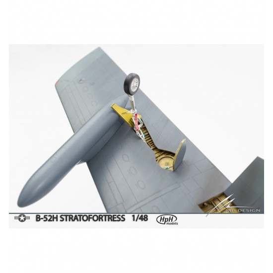 1/48 Boeing B-52H Stratofortress 1/48 Boeing B-52H Stratofortress