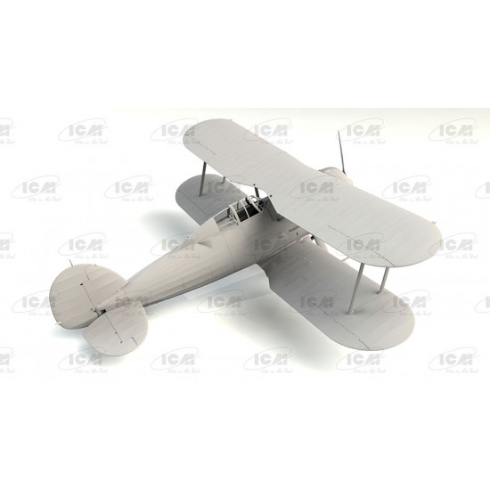 1/32 Gloster Sea Gladiator Mk.II With Royal Navy Pilots 1/32 Gloster Sea Gladiator Mk.II With Royal Navy Pilots