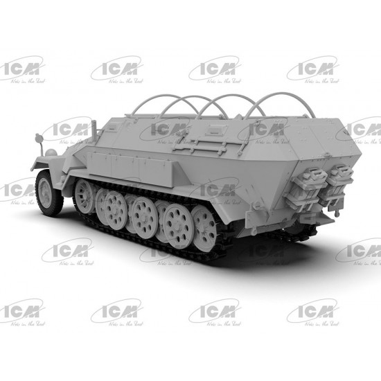 1/35 WWII German Krankenpanzerwagen Sd.Kfz.251/8 Ausf.A Ambulance 1/35 WWII German Krankenpanzerwagen Sd.Kfz.251/8 Ausf.A Ambulance