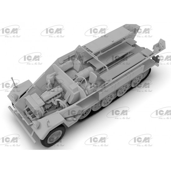 1/35 WWII German Krankenpanzerwagen Sd.Kfz.251/8 Ausf.A Ambulance 1/35 WWII German Krankenpanzerwagen Sd.Kfz.251/8 Ausf.A Ambulance