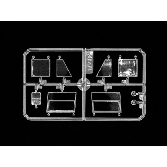 1/35 Gulaschkanone - WWII German Mobile Field Kitchen LKW AHN 1/35 Gulaschkanone - WWII German Mobile Field Kitchen LKW AHN