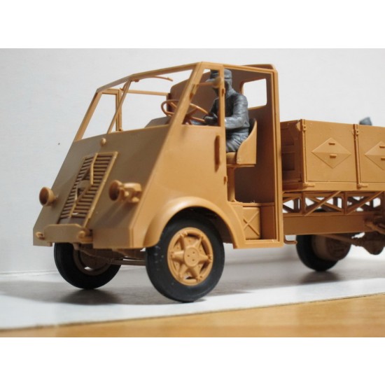 1/35 German Drivers 1939-1945 (4 figures) 1/35 German Drivers 1939-1945 (4 figures)