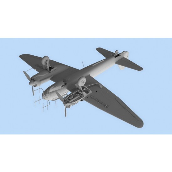 1/48 WWII German Night Fighter Ju 88 1/48 WWII German Night Fighter Ju 88