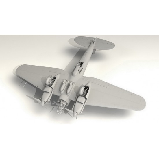 1/48 WWII German Bomber Heinkel He 111H-20 1/48 WWII German Bomber Heinkel He 111H-20