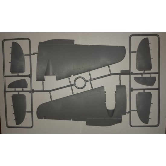 1/48 WWII German Bomber Heinkel He 111H-20 1/48 WWII German Bomber Heinkel He 111H-20