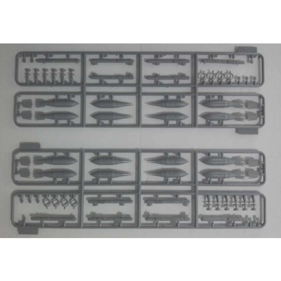 1/48 Soviet Reconnaissance Plane MiG-25 RB 1/48 Soviet Reconnaissance Plane MiG-25 RB