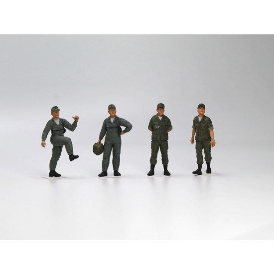 1/35 US Helicopter Pilots 1960s-1970s (4 figures) 1/35 US Helicopter Pilots 1960s-1970s (4 figures)