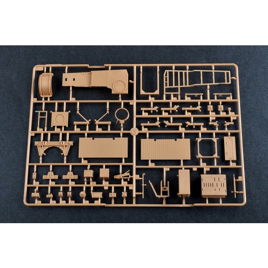 1/35 M1001 w/M790 Erector Launcher Trailer 1/35 M1001 w/M790 Erector Launcher Trailer