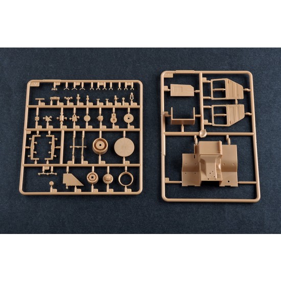 1/35 M1001 w/M790 Erector Launcher Trailer 1/35 M1001 w/M790 Erector Launcher Trailer