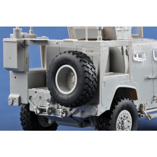 1/35 M1278 Heavy Guns Carrier - General Purpose (JLTV-GP) 1/35 M1278 Heavy Guns Carrier - General Purpose (JLTV-GP)