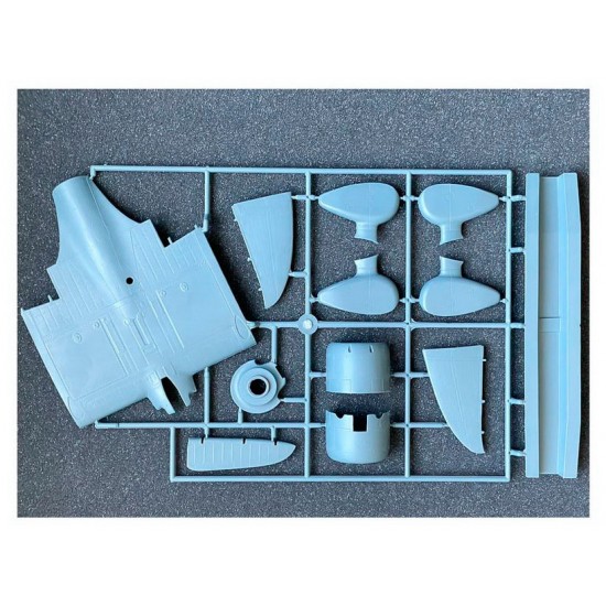 1/32 Aichi D3A1 Val Carrier-based Dive Bomber 1/32 Aichi D3A1 Val Carrier-based Dive Bomber