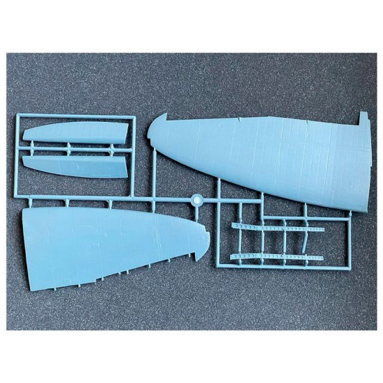 1/32 Aichi D3A1 Val Carrier-based Dive Bomber 1/32 Aichi D3A1 Val Carrier-based Dive Bomber
