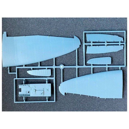 1/32 Aichi D3A1 Val Carrier-based Dive Bomber 1/32 Aichi D3A1 Val Carrier-based Dive Bomber