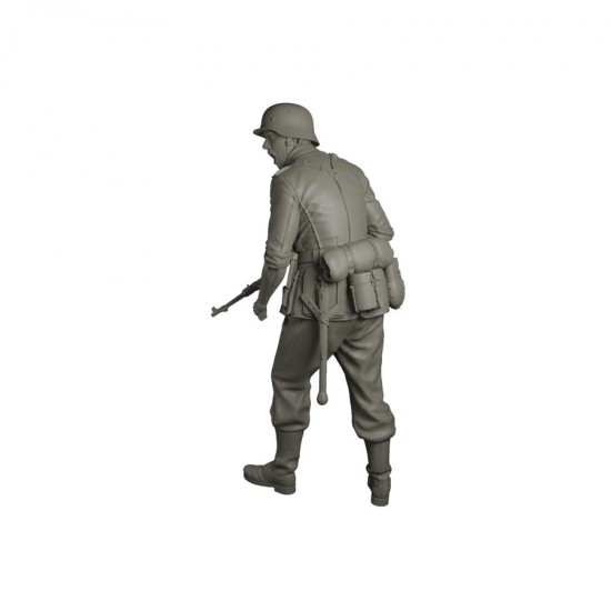 1/35 German Soldier Otto Degen, Uniform in Field Grey (Dusty Faces resin figure) 1/35 German Soldier Otto Degen, Uniform in Field Grey (Dusty Faces resin figure)