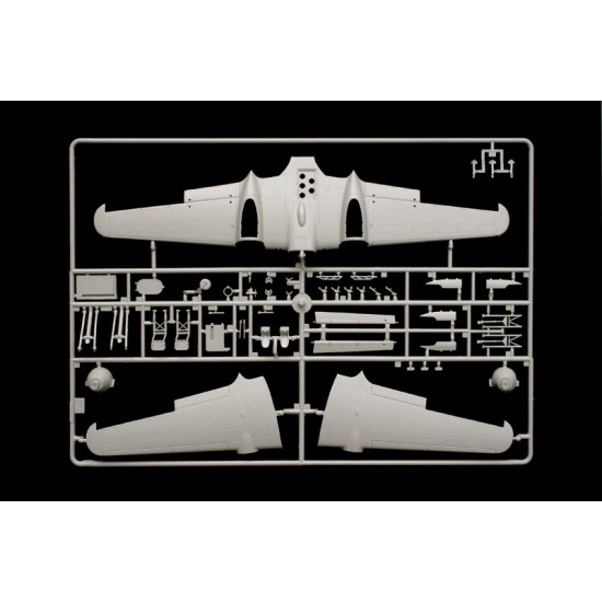 1/72 Savoia-Marchetti SM-79 Sparviero Bomber Version 1/72 Savoia-Marchetti SM-79 Sparviero Bomber Version