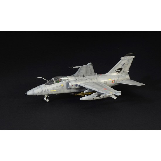 1/72 AMX Ghibli Single-engine Ground Attack Aircraft 1/72 AMX Ghibli Single-engine Ground Attack Aircraft